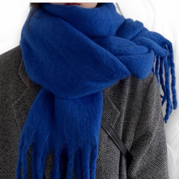 Soft Blue Oversized Winter Scarf With Fringe – Cozy Blanket Shawl Wrap - Picture 3 of 5